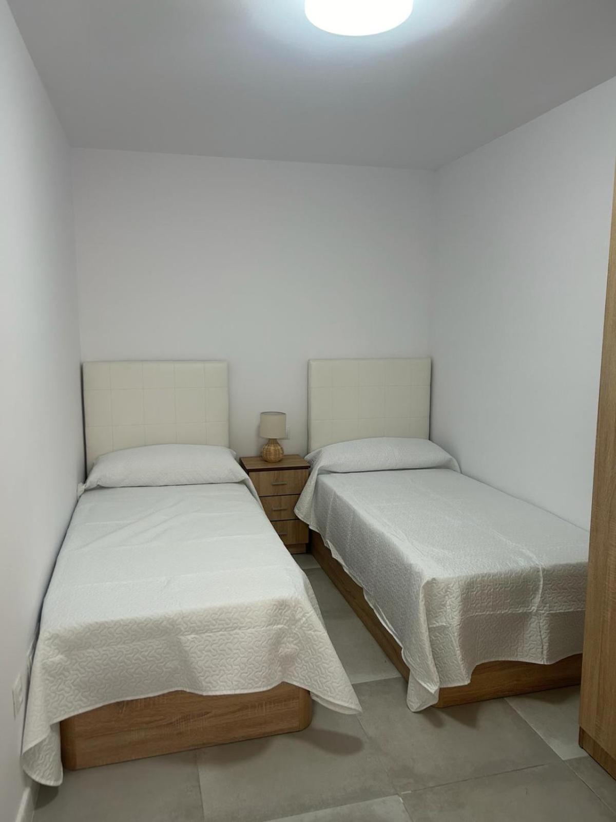 Apartamentos Milano 滨海罗克塔斯 外观 照片