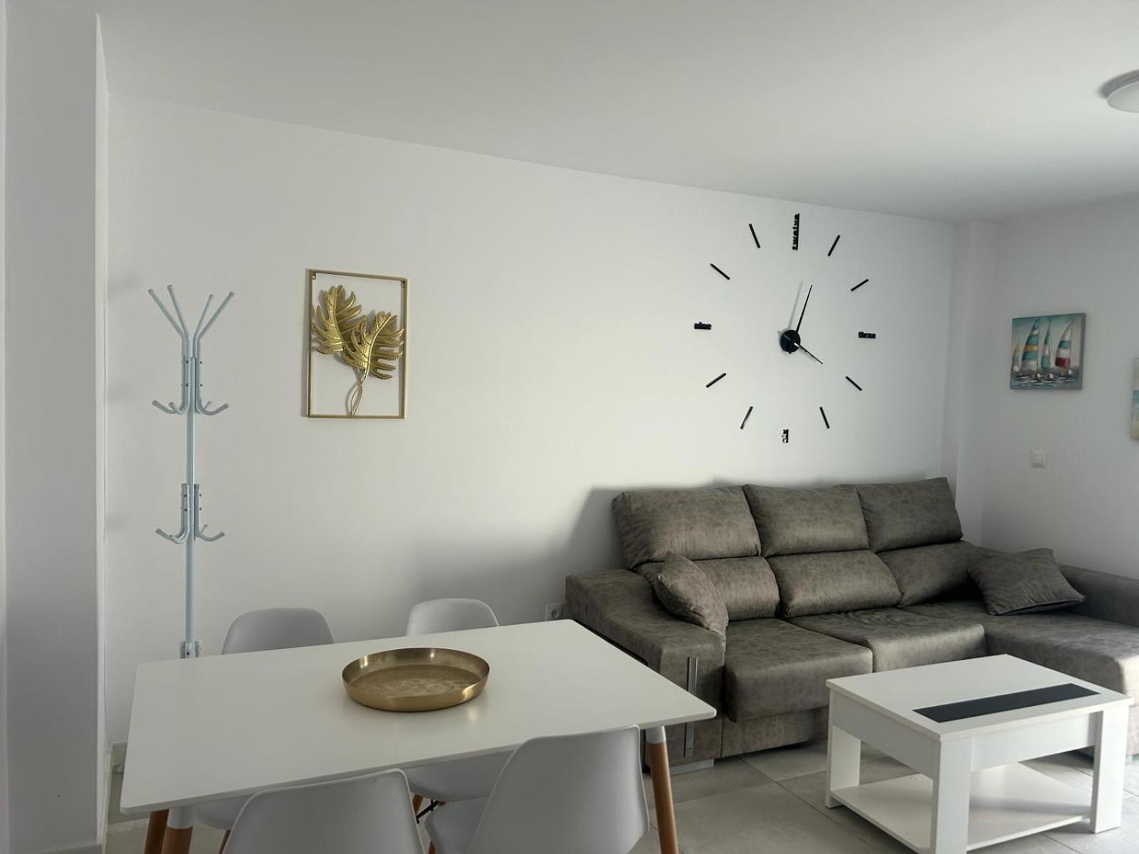 Apartamentos Milano 滨海罗克塔斯 外观 照片